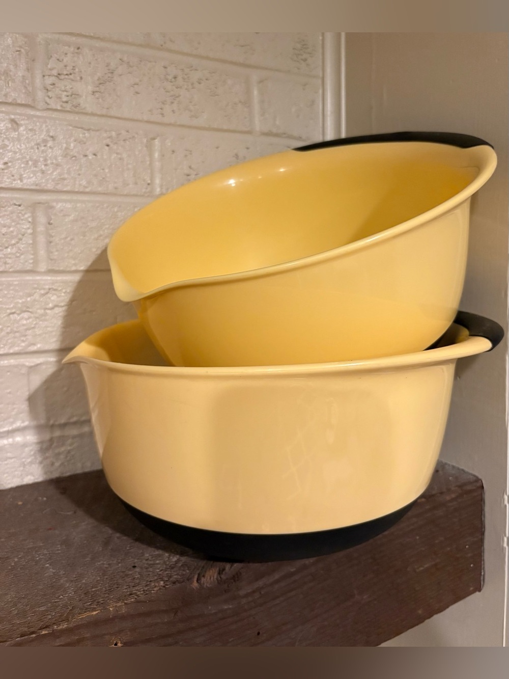 OXO 5 Quart Mixing Bowls Lot of Two Yellow Black